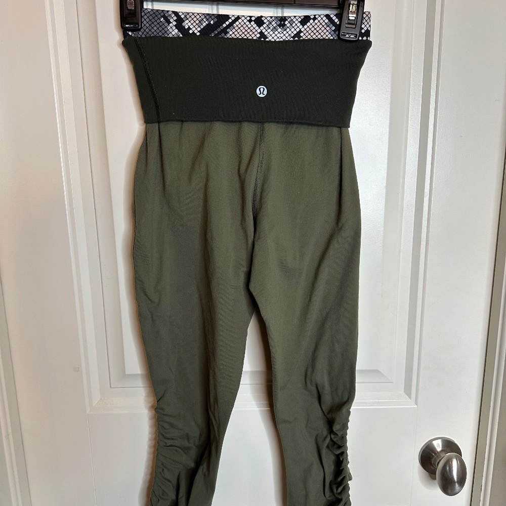 Lululemon Crop Leggings/Joggers